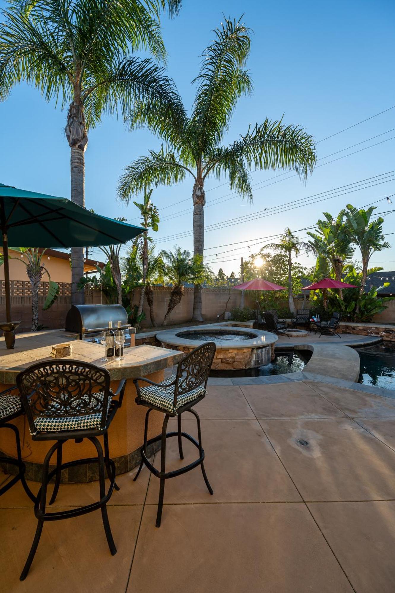 Amazing Modern Pool House Near Disneyland Anaheim Exterior photo